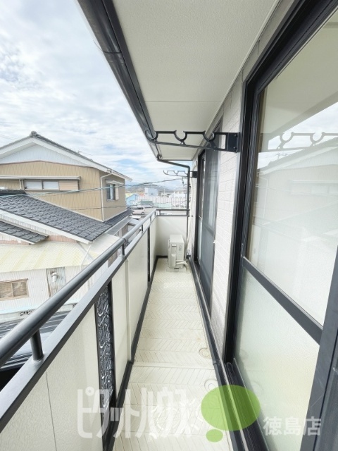 【セジュール大原IIのバルコニー】