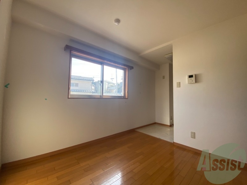 居室・リビング　７．２帖の洋室になります。伸び伸び出来そうですね。