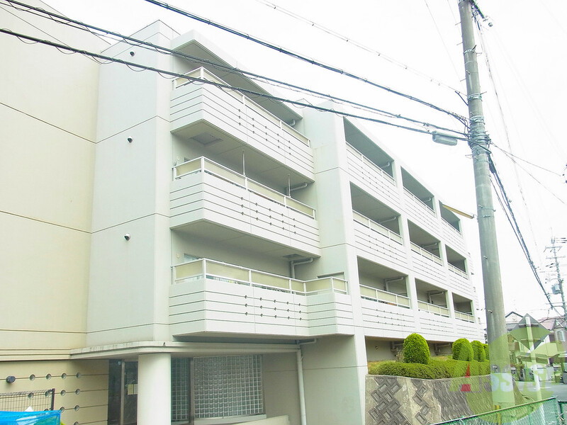 建物外観　豊中市刀根山元町「グランベール刀根山」