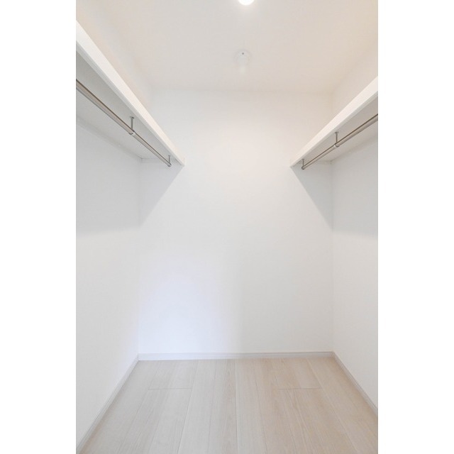 収納　ウォークインクローゼット