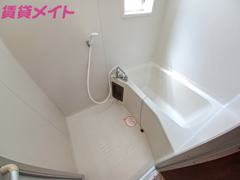 バス・シャワールーム　同型参考写真です