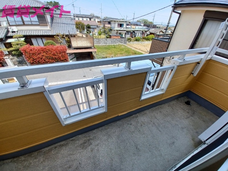 バルコニー　同型参考写真です