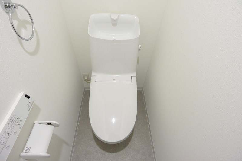 トイレ　トイレ