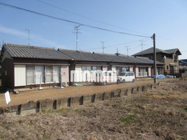 建物外観　南向き日当たり良好！駐車場二台とれます。