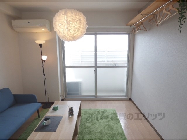 居室・リビング　洋室