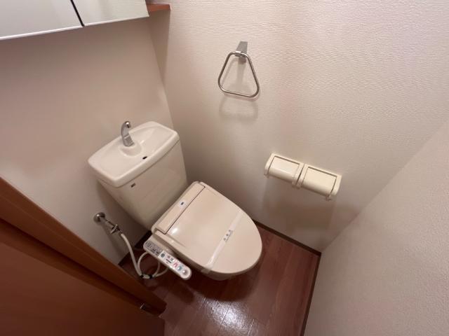 トイレ　シャワー付トイレ