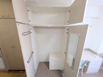 収納　写真は９１１号室（東Ａタイプ）のものです。