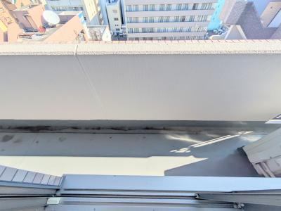 バルコニー　写真は９１１号室（東Ａタイプ）のものです。