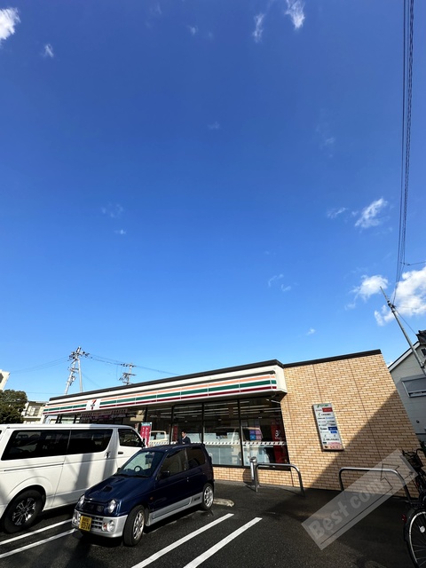 コンビニ　セブンイレブン松原天美南5丁目店（コンビニ）まで1025m