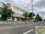 中学校　札幌市立新川中学校（中学校）まで1308m