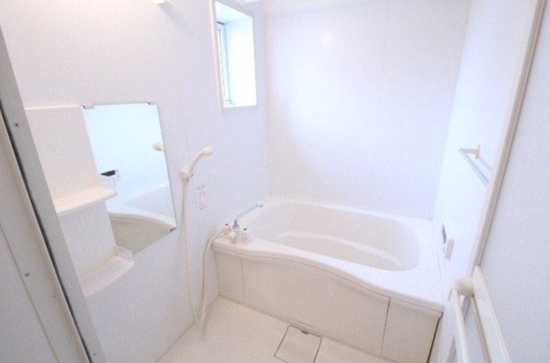 バス・シャワールーム　図面と現状に相違がある場合には現状を優先