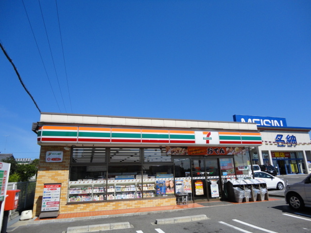 コンビニ　セブンイレブン美濃加茂山手町店（コンビニ）まで521m