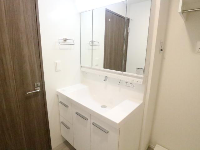 洗面設備　洗面所です