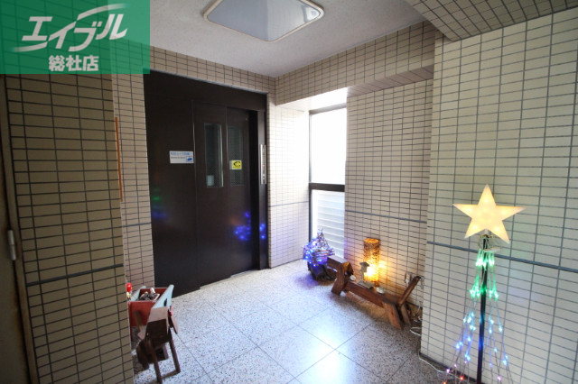 ロビー　ロビー