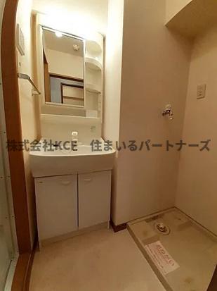 洗面設備　広い洗面スペース