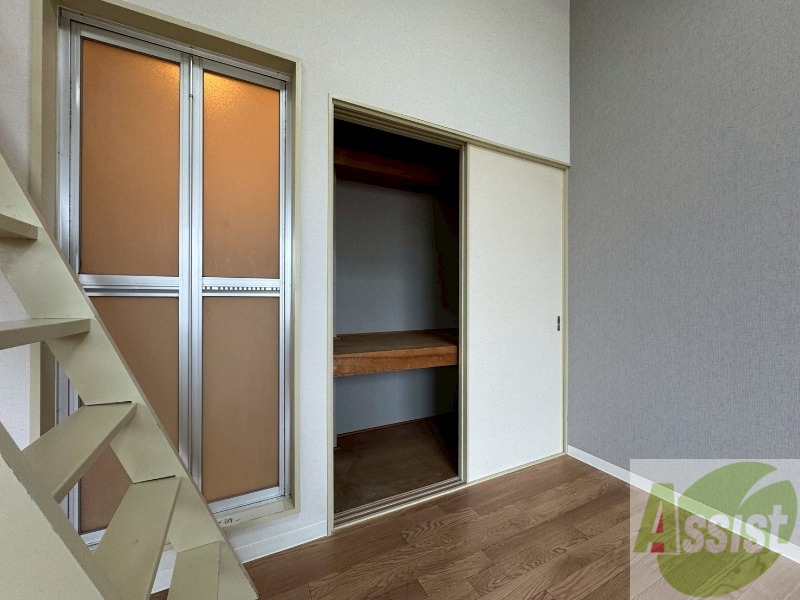 収納　収納もバッチリあるのでお部屋が片付きますよ！