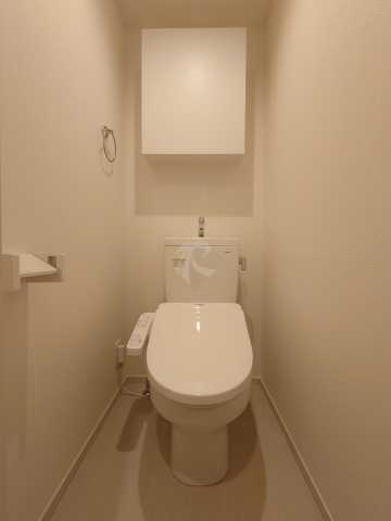 トイレ　リバーサイド・住川