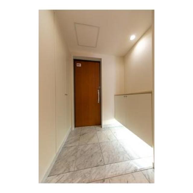 CARO南青山の玄関写真