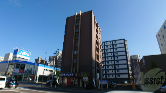 建物外観　札幌市中央区北４条西「メゾン・ド北円山さくら」