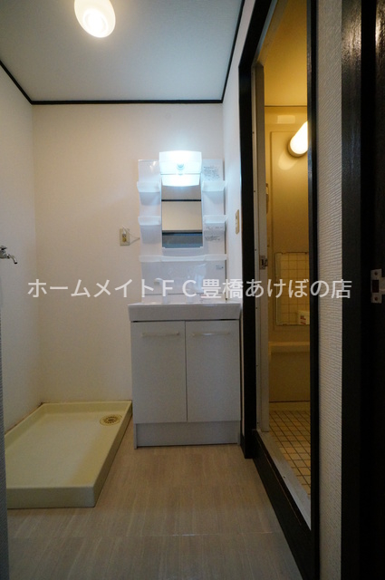 洗面設備　同型別部屋写真