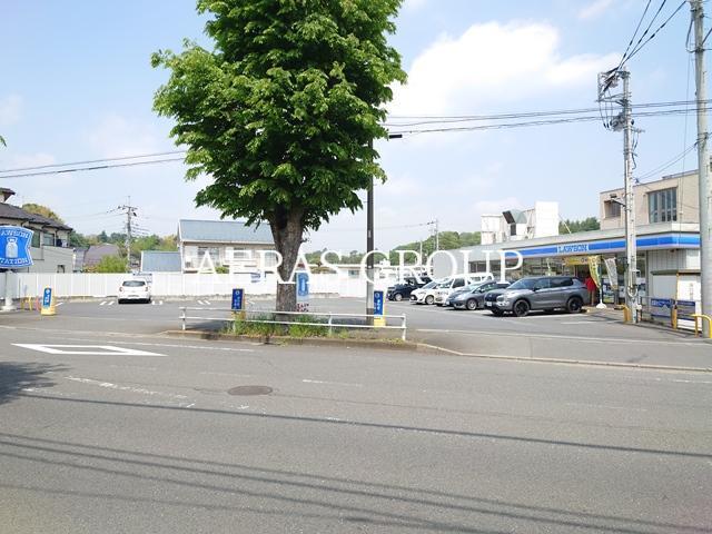 コンビニ　ローソン 稲城平尾一丁目店（コンビニ）まで990m