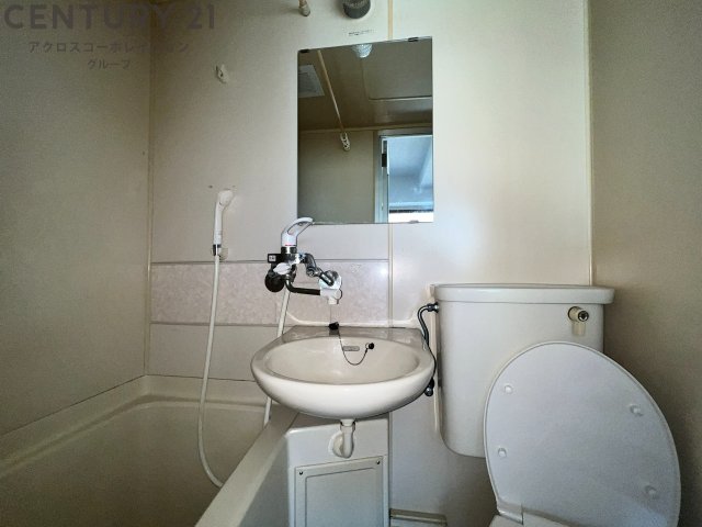 洗面設備　シンプルで機能的なユニットバス☆