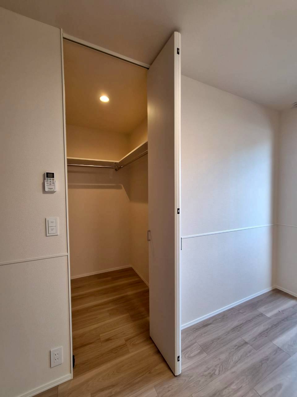 収納　★ウォークインクローゼット★