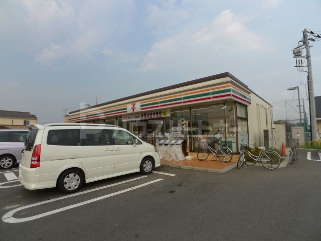 コンビニ　セブン-イレブン 流山おおたかの森西店（コンビニ）まで410m