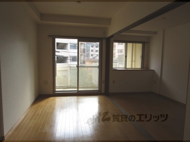 居室・リビング　洋室