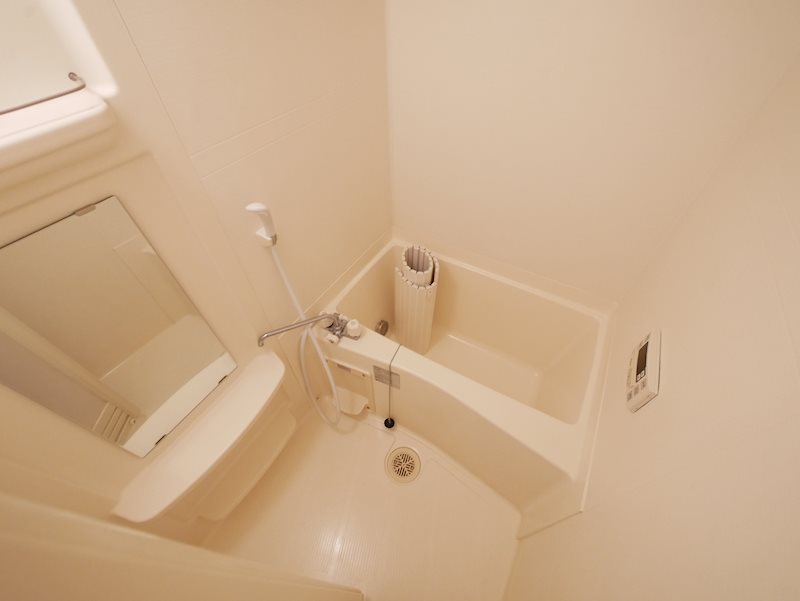 バス・シャワールーム　浴室換気乾燥機・追焚き給湯付き