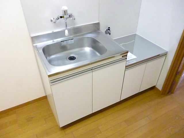 キッチン　ガスコンロ設置可キッチンです。