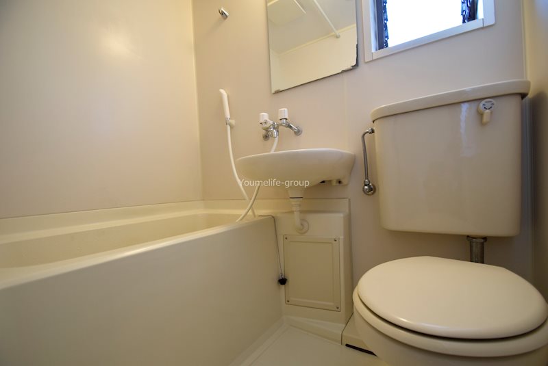 トイレ　同じ建物部屋の部屋です。参考写真