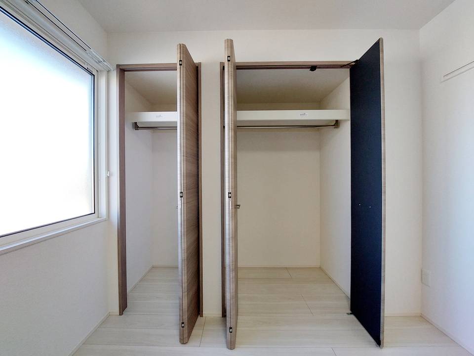 収納　クローゼット