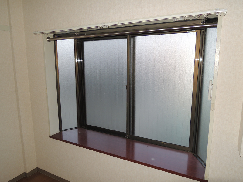 バルコニー　室内出窓