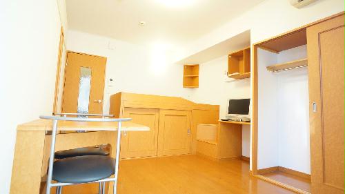 居室・リビング　同タイプ物件の為、実際とは異なる場合がございます。