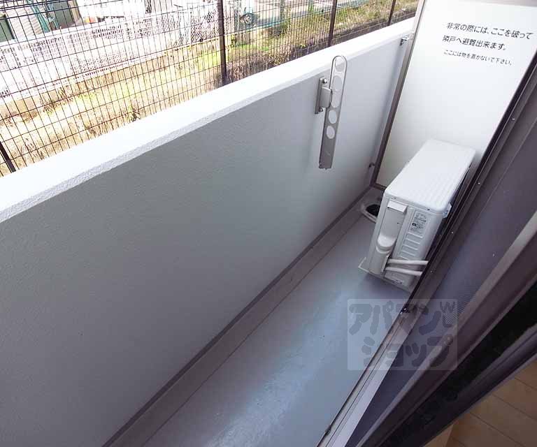 バルコニー　西向きのバルコニー。