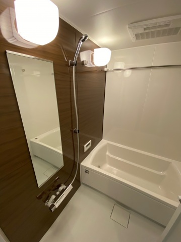 バス・シャワールーム
