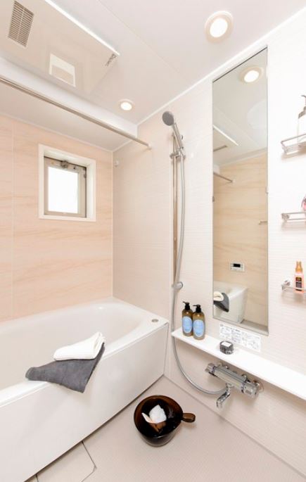 バス・シャワールーム　ゆったり過ごせるお風呂です