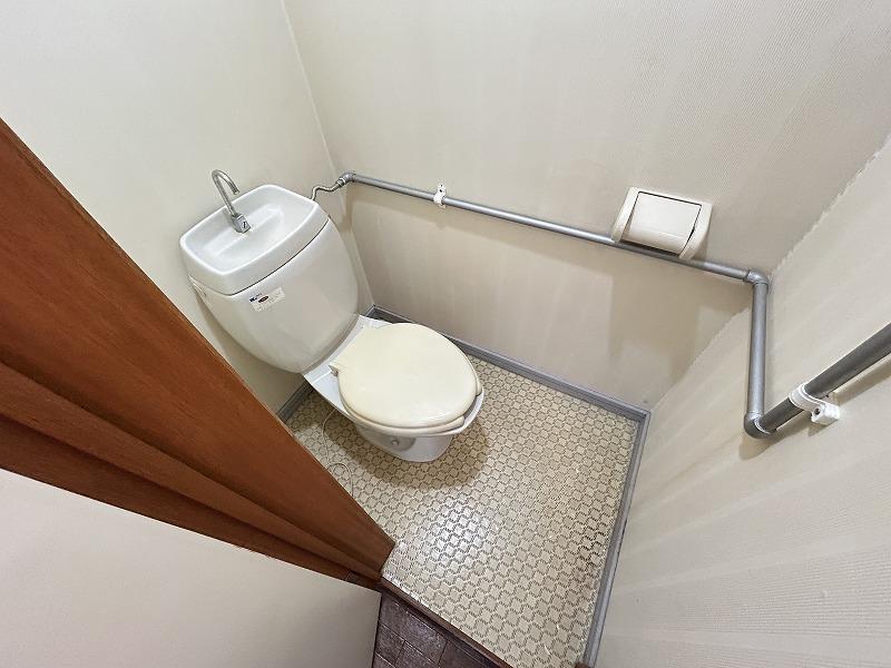 トイレ　トイレ