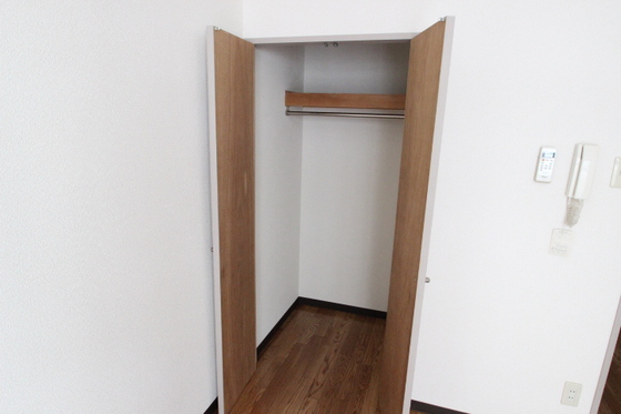 収納　※別部屋の写真です