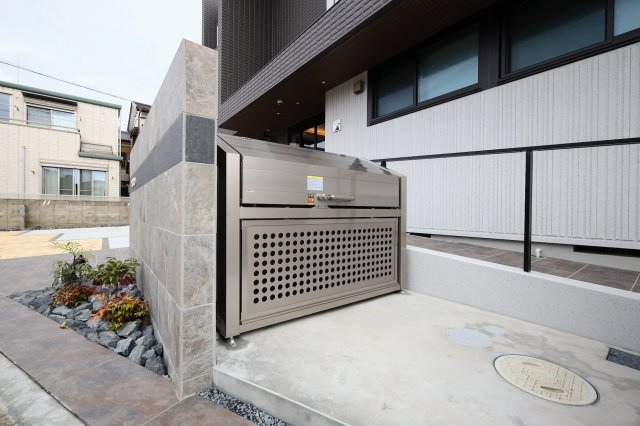 その他　★敷地内ごみストッカー★