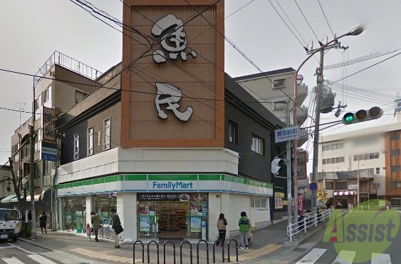 コンビニ　ファミリーマートJR鷹取駅前店（コンビニ）まで181m