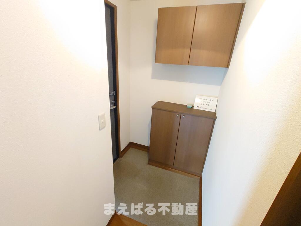 ＪＲ筑肥線 九大学研都市駅 徒歩13分 2階建 築29年の玄関写真