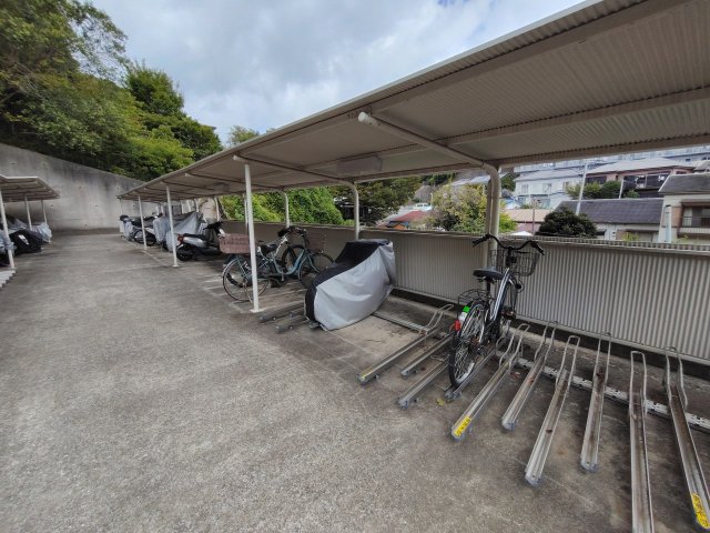 収納　居室ごとに収納がございます♪