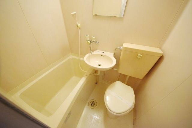 バス・シャワールーム　★お問い合わせはタウンハウジングまで★