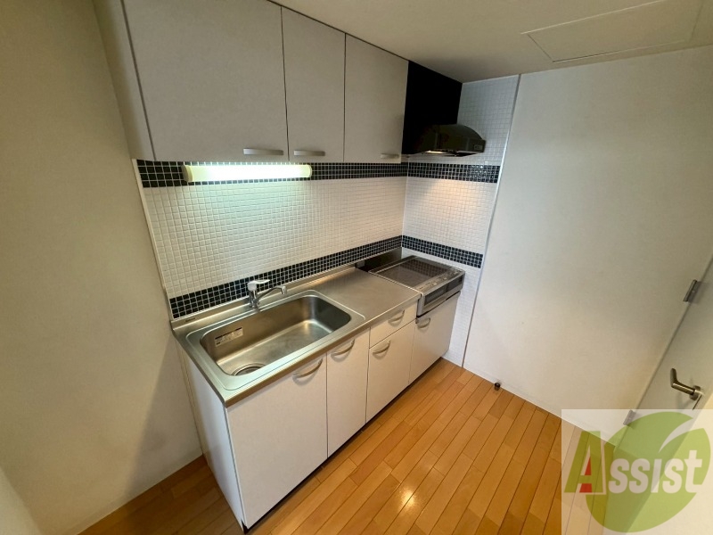 キッチン　キッチンです。一人暮らしなら十分な大きさですね。