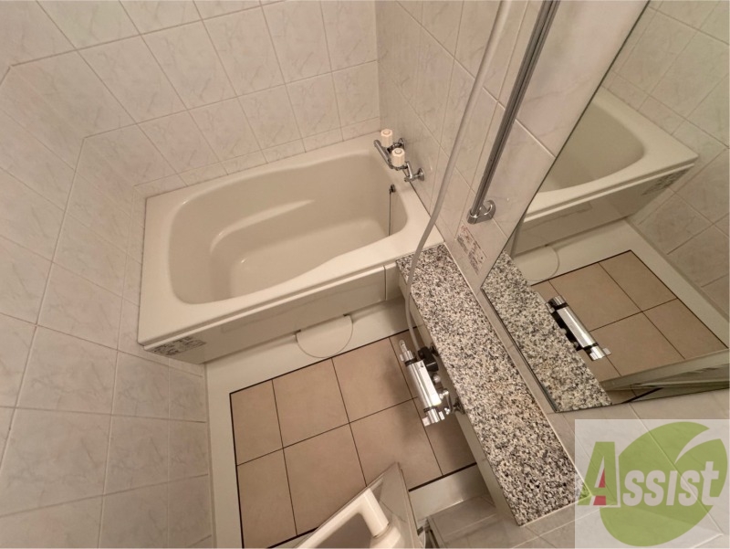 バス・シャワールーム　お風呂です。ゆっくりお風呂につかるのも体に良いですね～