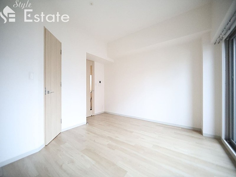 居室・リビング　内装