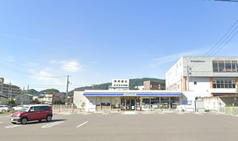 コンビニ　ローソンＪＲ府中駅前店（コンビニ）まで2572m