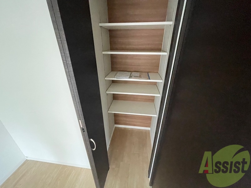 収納　クローゼットがありました。お洋服や荷物はここへ